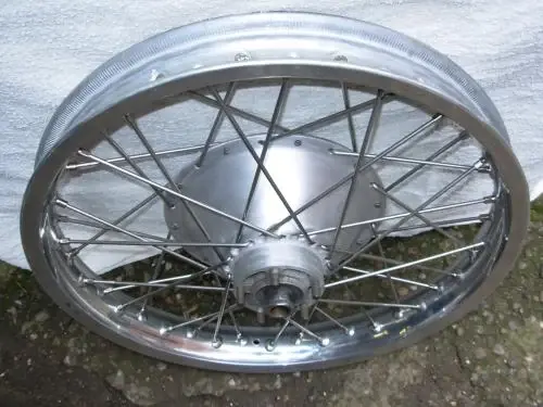Norton Commando Rear