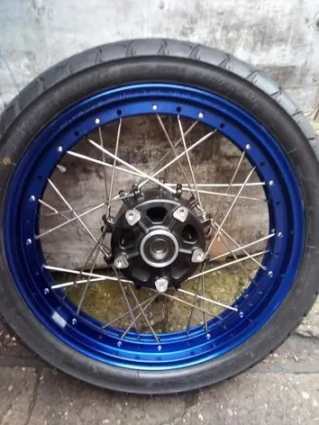 Front Suz DL1000XT V Strom